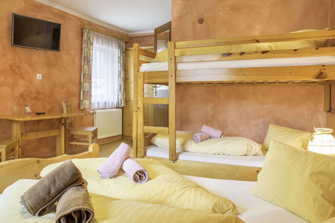 Hotel Gell Tweng Luaran gambar